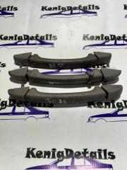 Фото запчасти ручка потолка mazda 626 1994 Б/У запчасть Запчасть ручка потолка mazda 626 1994