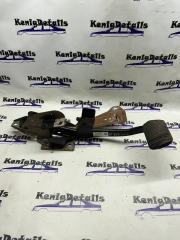 Фото запчасти педаль тормоза Ford Focus 2005 Б/У запчасть Запчасть педаль тормоза Ford Focus 2005