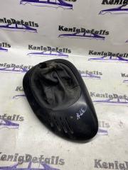 Запчасть кожух ручки кпп Ford Escort 1996
