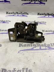 Замок капота Ford Escort 1.3