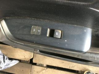 Кнопка стеклоподъемника передняя правая Toyota Highlander 2015