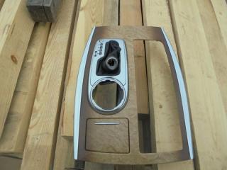 Консоль КПП INFINITY Qx56 2011