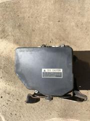 Запчасть блок abs Toyota Prado 2009