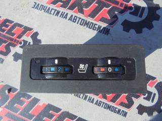Кнопка подогрева сидений Lexus RX350 2009