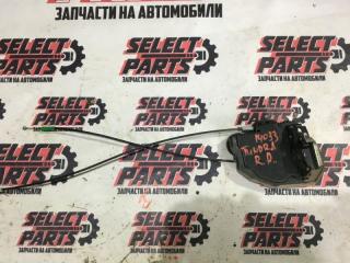 Замок двери задний правый Toyota TUNDRA 2008