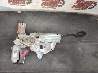 Доводчик двери багажника задний Lexus RX450H 2009