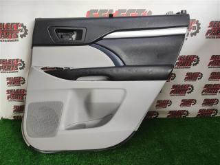 Обшивка двери задняя правая Toyota Highlander 2017 контрактная Обшивка двери задняя правая Toyota Highlander 2017