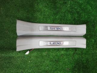 Запчасть накладка на порог салона задняя Lexus RX400H 2006