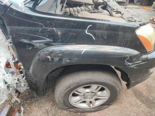 Крыло переднее правое Lexus GX470 2005
