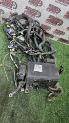 Блок предохранителей под капот Lexus GX470 2006