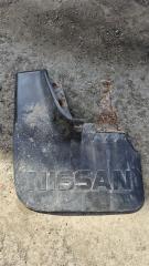 Запчасть брызговик задний левый NISSAN Safari 1996