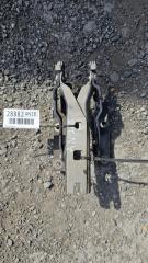 Запчасть петля капота VOLKSWAGEN GOLF 2012