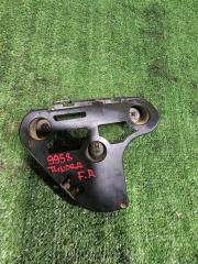 Крепление бампера переднее правое Toyota TUNDRA 2013