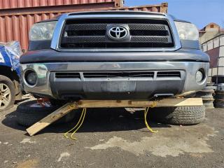 Бампер передний Toyota TUNDRA 2013 контрактная Бампер передний Toyota TUNDRA 2013