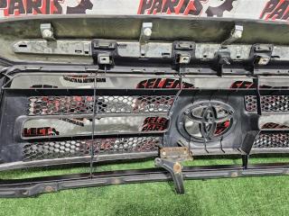 Решетка радиатора TUNDRA 2013 USK56 3UR-FE