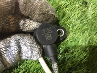 Датчик положения коленвала BMW E34 седан 2.5