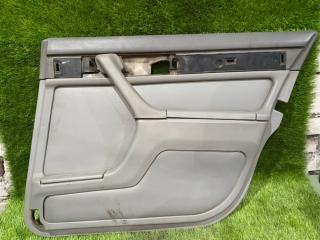 Обшивка боковой двери задняя правая BMW E32 1989