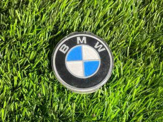 Эмблема BMW E34 1992