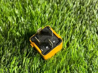 Реле топливного насоса BMW E34 1992 Б/У Реле топливного насоса BMW E34 1992