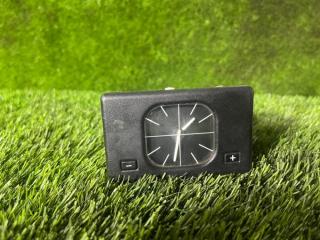 Часы BMW E34 1990