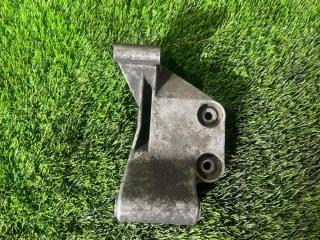 Кронштейн генератора BMW E32 1994