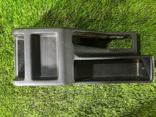 Консоль между сидений BMW E34 1990