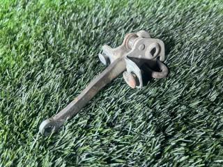 Ограничитель двери задний BMW E34 1990