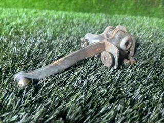 Ограничитель двери BMW E34 1990