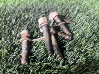 Болты привода BMW E34 1990 Б/У Болты привода BMW E34 1990