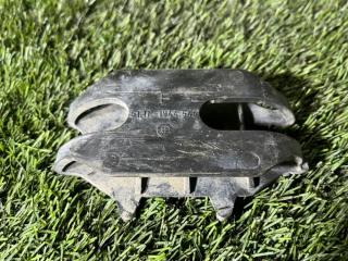 Кронштейн бампера передний BMW E34 1990