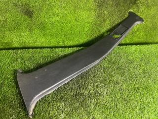 Накладка на стойку кузова левая BMW E34 1990