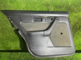 Обшивка боковой двери задняя левая BMW E34 1990