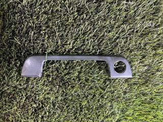 Накладка ручки двери передняя левая BMW E34 1990