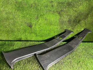 Накладка на стойку кузова BMW E34 1990