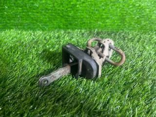 Ограничитель двери задний левый BMW E34 1990