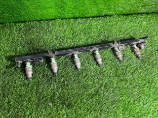 Топливная рампа с форсунками BMW E34 1993