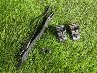 Крепление бардачка BMW E34 1990