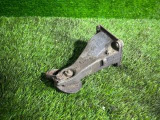 Кронштейн двигателя BMW E34 1990