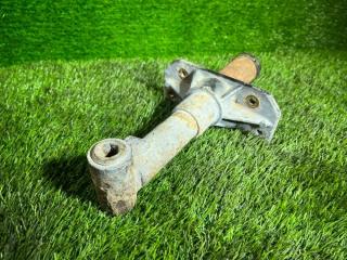 Кронштейн бампера BMW E39 1997