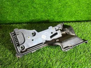 Запчасть крепление аккумулятора Land Rover L320 2010