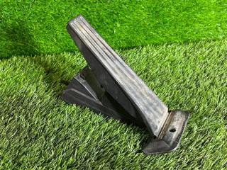 Педаль газа BMW E70 2011