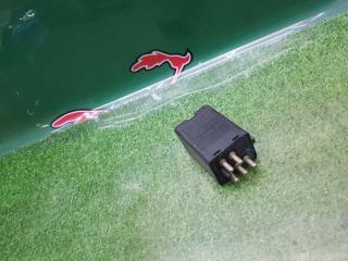 Фото запчасти реле Mercedes-Benz S контрактная запчасть Запчасть реле Mercedes-Benz S