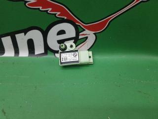 Запчасть датчик удара BMW 5 2007