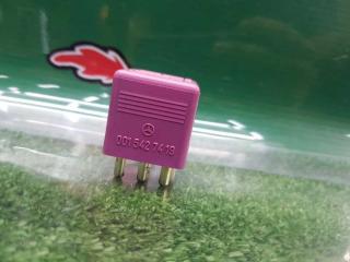 Фото запчасти реле Mercedes-Benz S 1995 контрактная запчасть Запчасть реле Mercedes-Benz S 1995