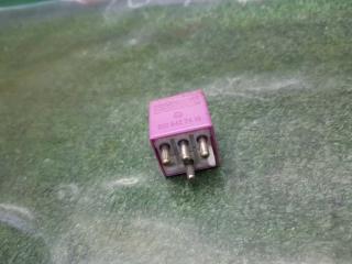 Фото запчасти реле Mercedes-Benz S 1994 контрактная запчасть Запчасть реле Mercedes-Benz S 1994