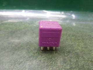 Фото запчасти реле Mercedes-Benz S 1996 контрактная запчасть Запчасть реле Mercedes-Benz S 1996