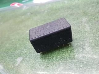 Фото запчасти реле Mercedes-Benz S 1993 контрактная запчасть Запчасть реле Mercedes-Benz S 1993