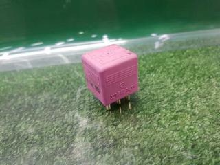 Фото запчасти реле Mercedes-Benz S 1992 контрактная запчасть Запчасть реле Mercedes-Benz S 1992