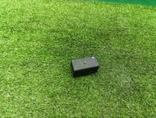 Фото запчасти реле Mercedes-Benz S 1991 контрактная запчасть Запчасть реле Mercedes-Benz S 1991