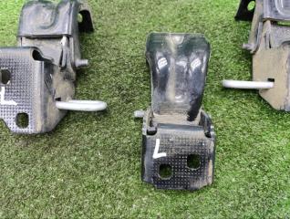 Петли дверей Fortwo BRABUS 2011 W451 M132.930 Петли дверей Fortwo BRABUS 2011 W451 M132.930